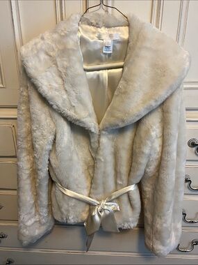 White House black market Cream Faux Fur Coat with Satin Tie